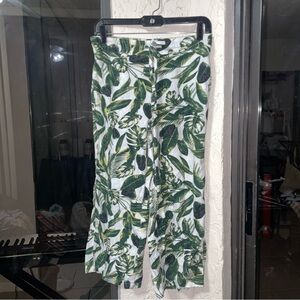 Per Se Green Leaf Print Wide Leg Pants